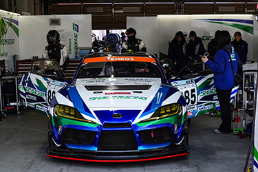 SHADE RACING 885号車 GR Supra GT4 EVO2