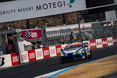 SHADE RACING 885号車 GR Supra GT4 EVO2