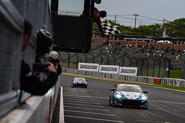 SHADE RACING 884号車 GR86