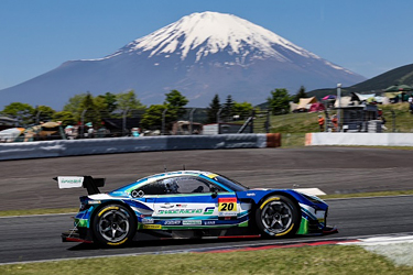 走行中のGT300 &frasl; GR86 GT