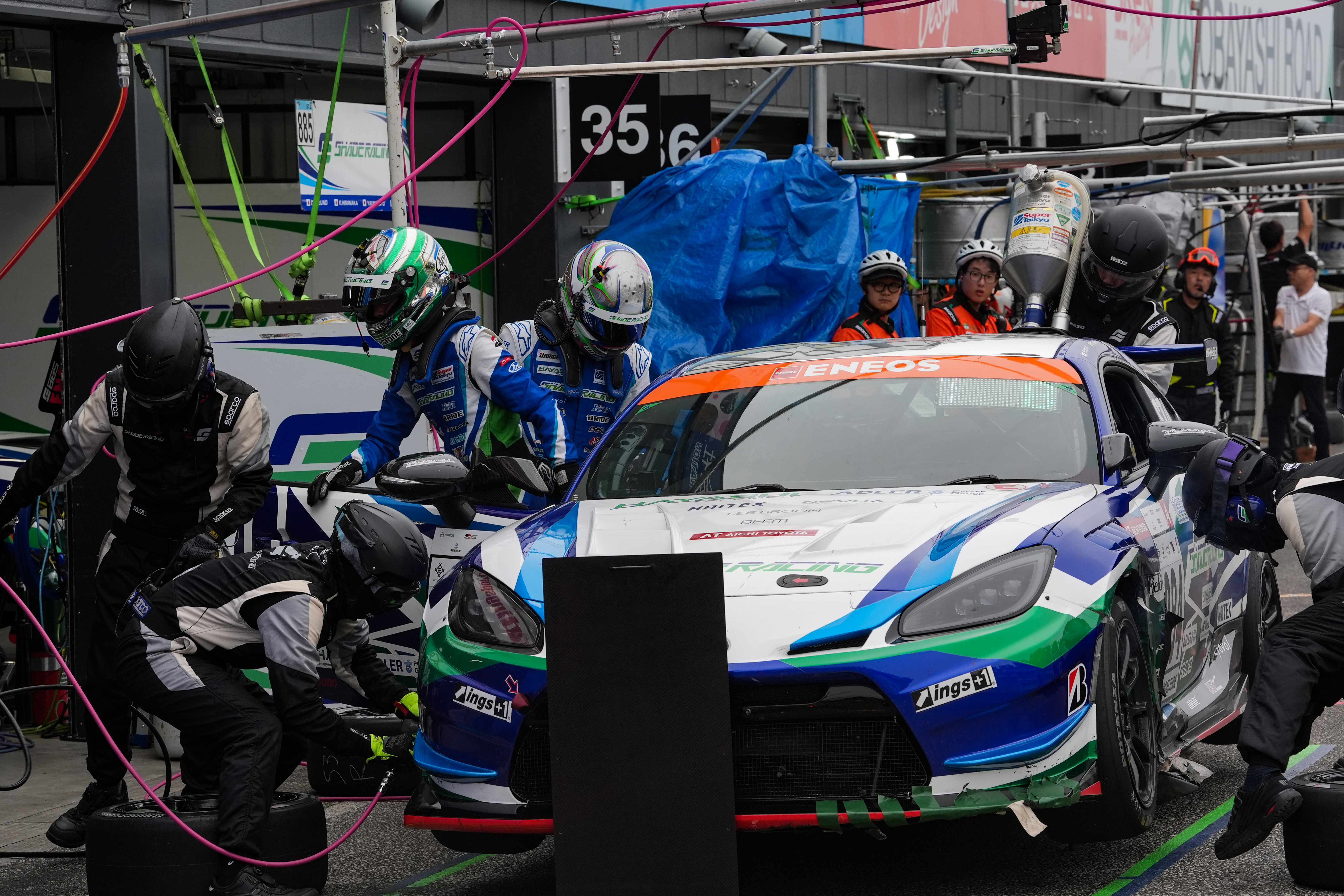 SHADE RACING 884号車 GR86