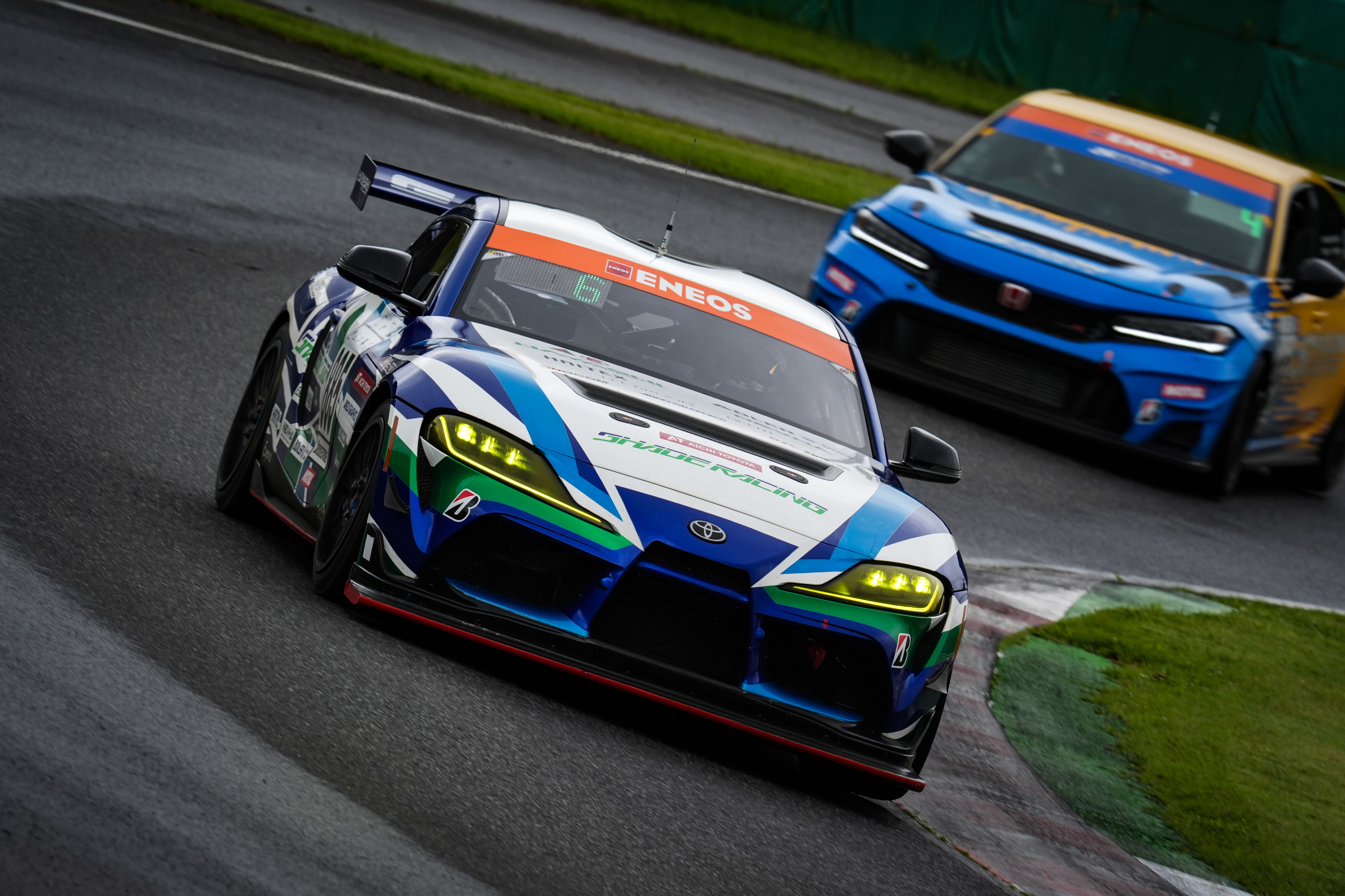 SHADE RACING 885号車 GR Supra GT4 EVO2