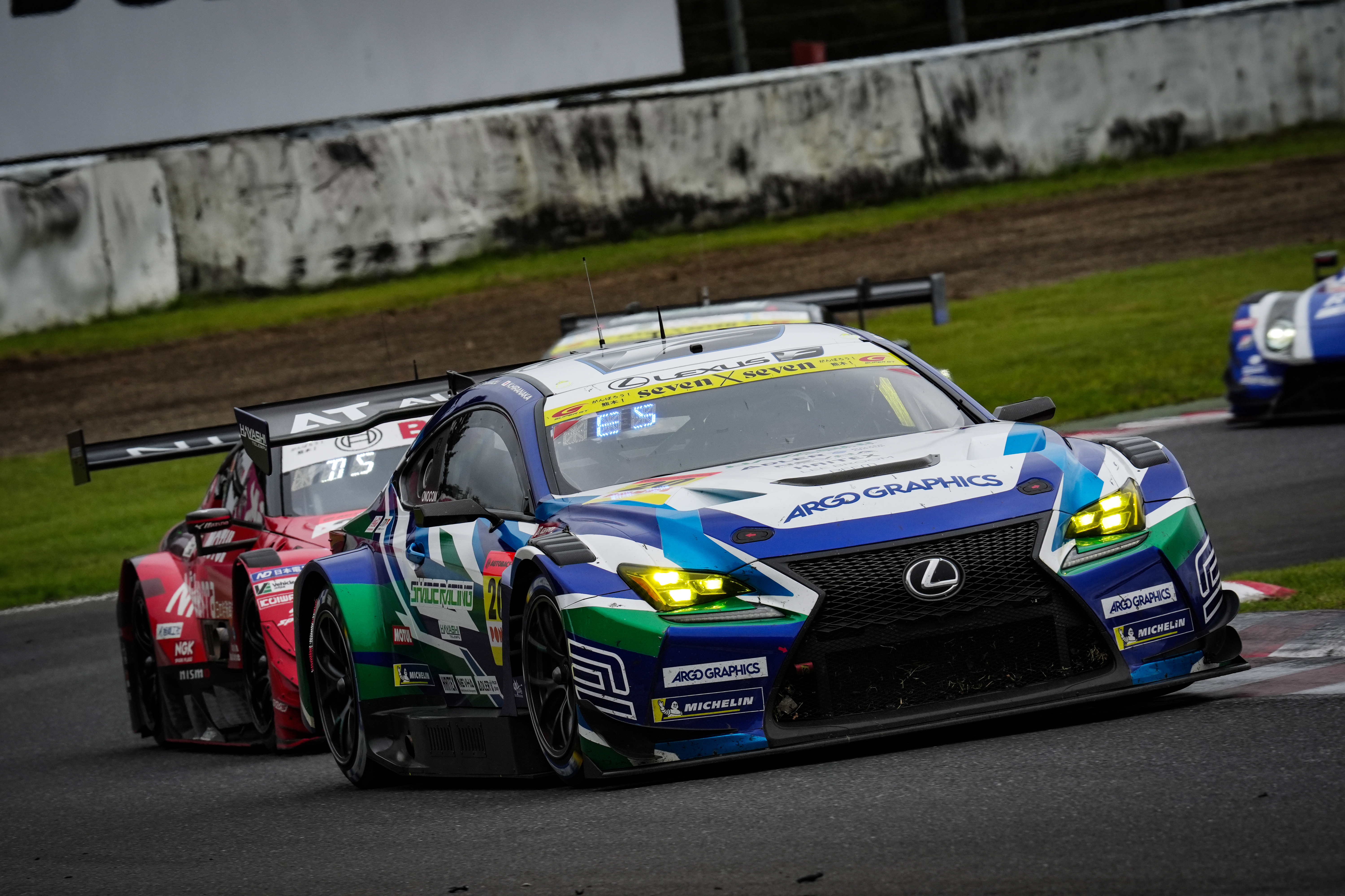 GT300 &frasl; RC F GT3